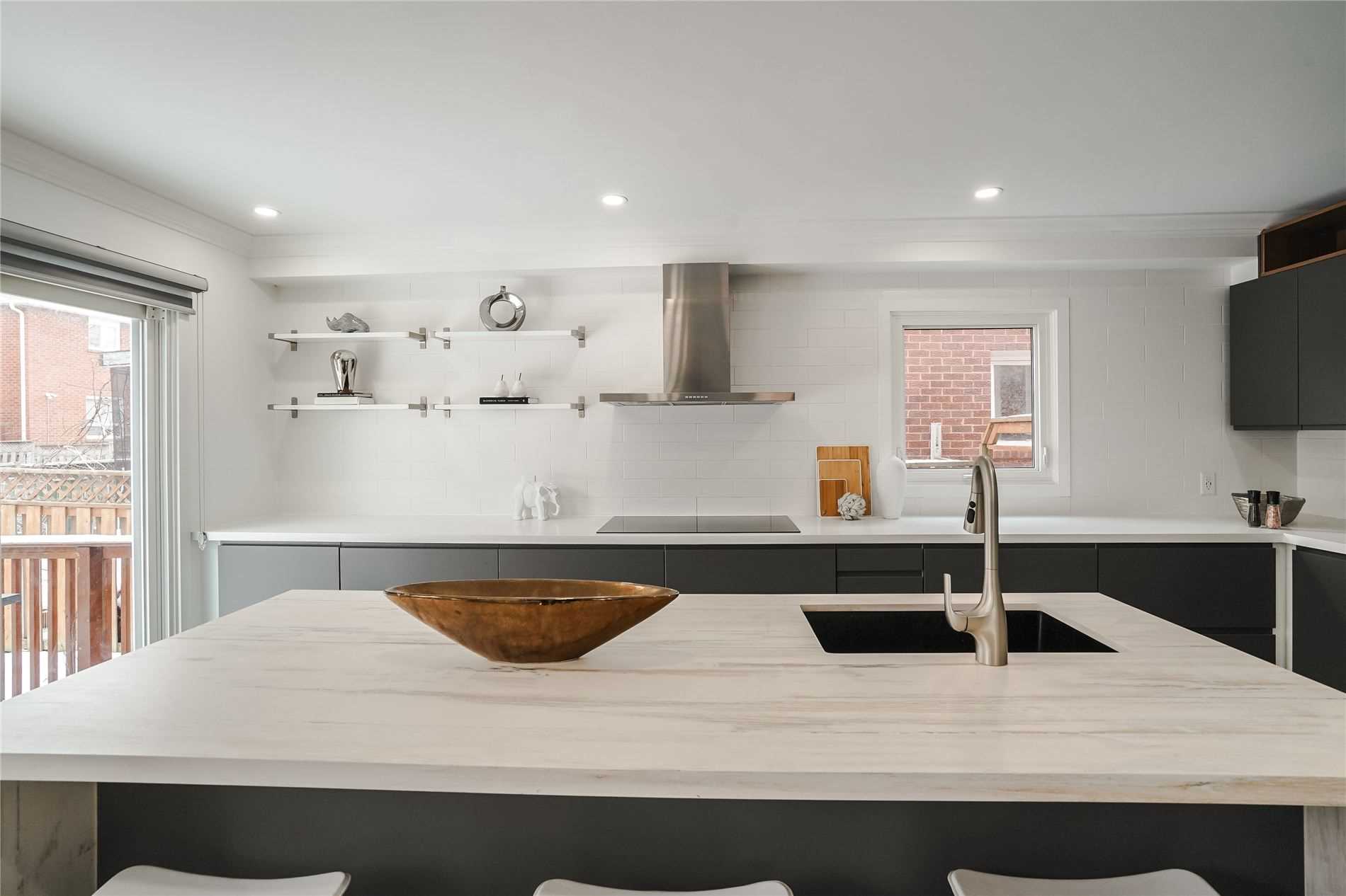 Renovated house photograph 16